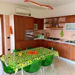 Apartman Rainbow Seafront