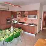 Rainbow Seafront Apartman Praia a Mare