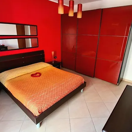 Rainbow Seafront Appartement