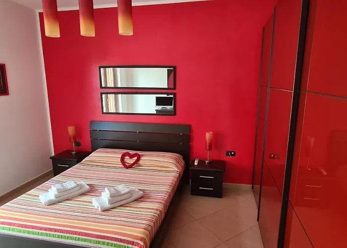 Апартаменты Rainbow Seafront *